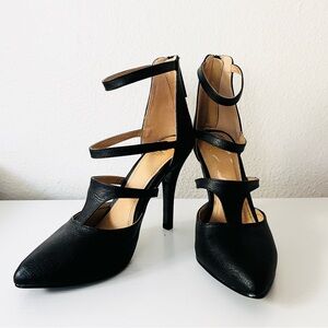Size 9 SHEIKH Black Leather Pointy Toe High Heels